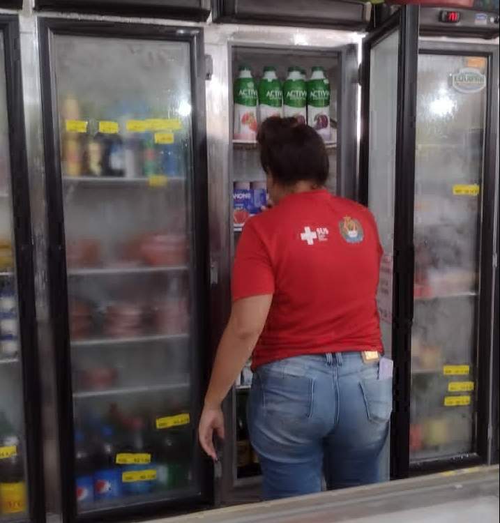 Vigilância Sanitária de Colniza realiza fiscalização em comércio de alimentos