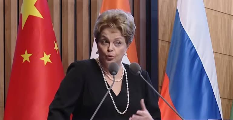 ELA VOLTOU! Dilma faz discurso confuso em posse no Brics e vira piada na internet